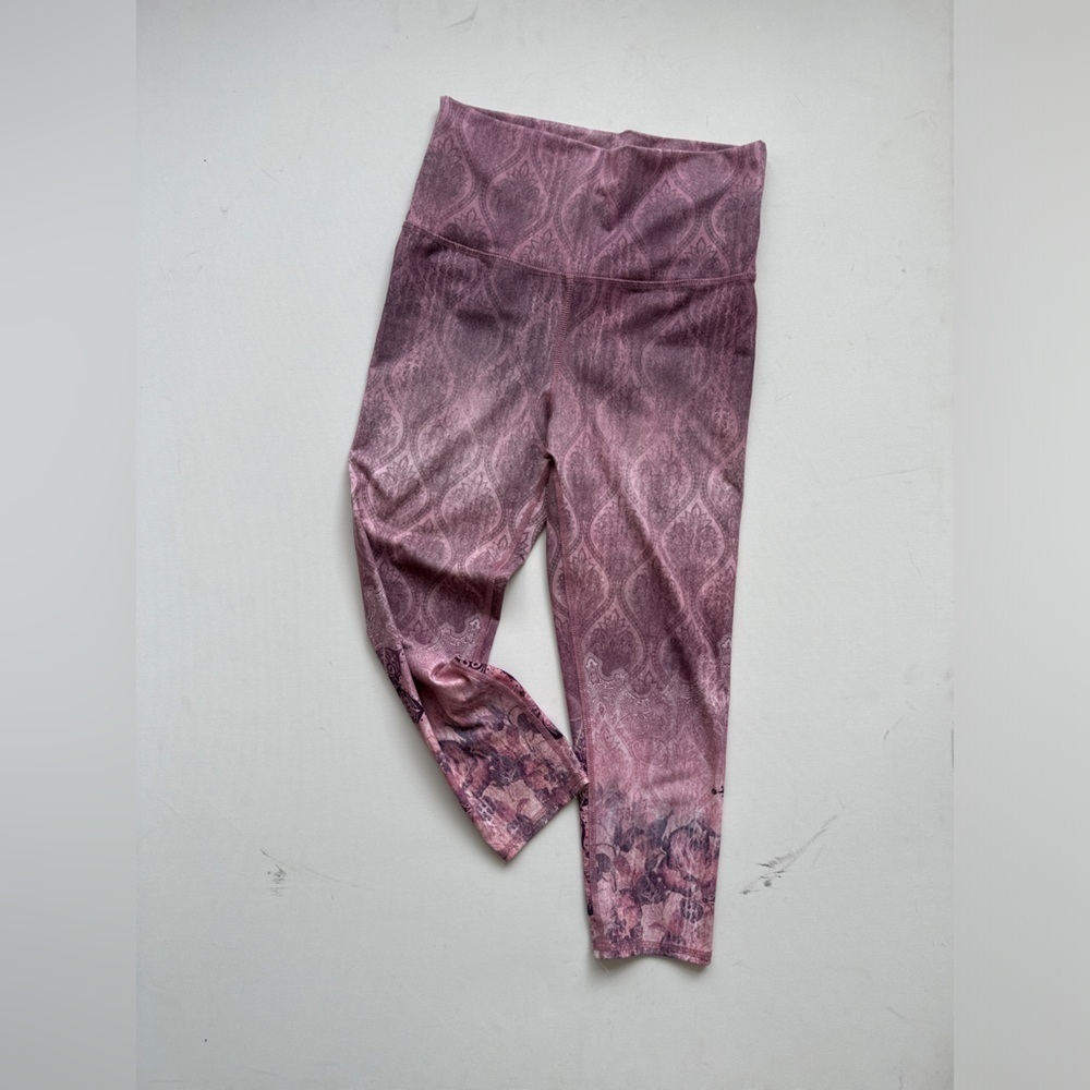Evolution and Creation Yoga Pants - Pink/Purple
Size: Medium